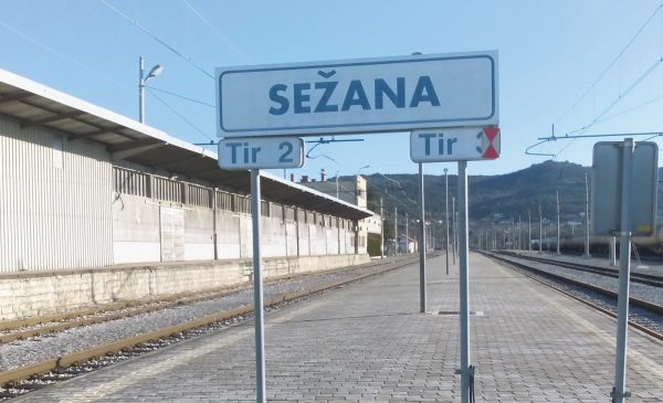 zeleznica_sezana_web