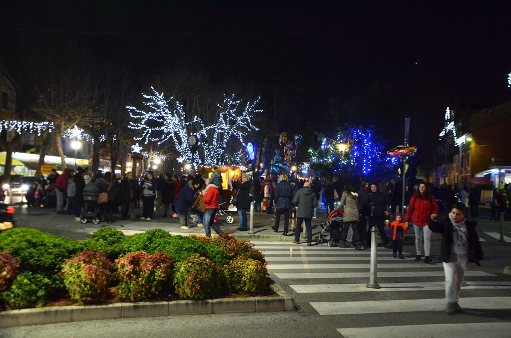 Izola_prižig luči_8